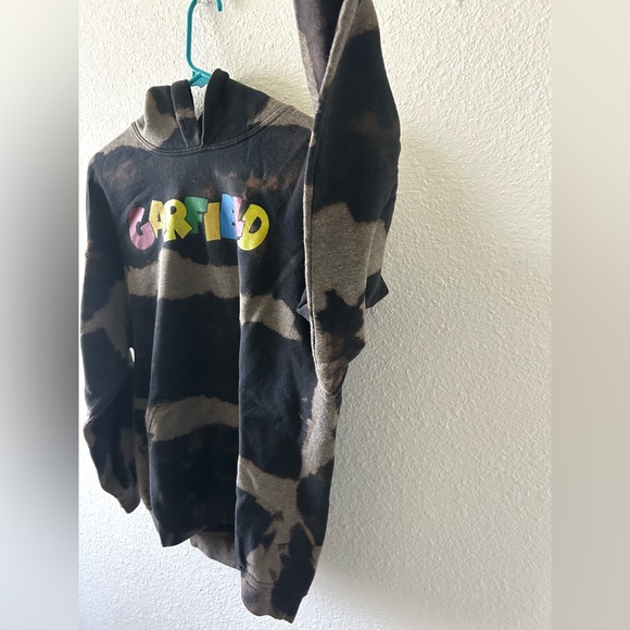 Bleach Dyed/Garfield Brand Hoodie - Picture 4 of 9